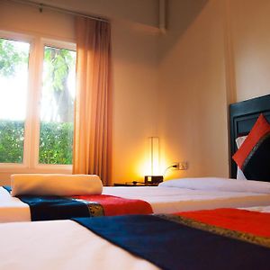 Pova Residence And Boutiques Resort Bang Saen Room photo