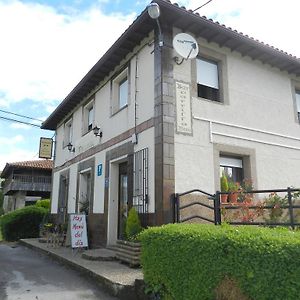 Pension Parrilla Casa Vicente Tineo Exterior photo