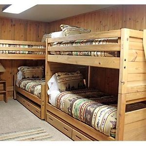 Elkhorn Lodge Teton Village Room photo