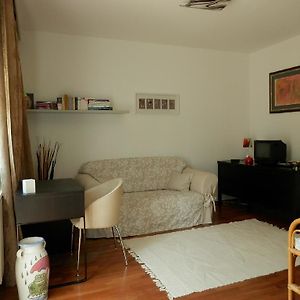 Csiki Apartman Apartment Budaors Room photo