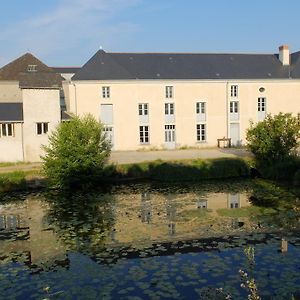 Gite Des Grands Moulins De Bauge Exterior photo