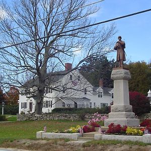 Stephen Clay Homestead Bed And Breakfast Candia Exterior photo