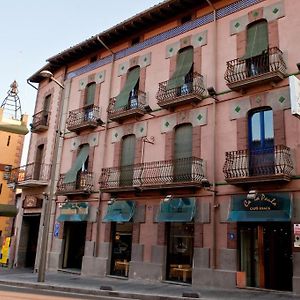 Fonda Ca La Paula Hotel Castellfollit de la Roca Exterior photo