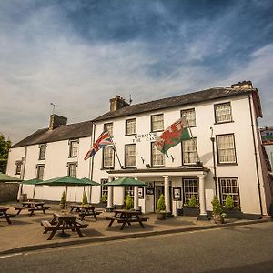 The Castle Hotel Llandovery Exterior photo