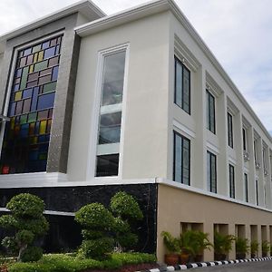 Gran Surya Hotel Banjar  Exterior photo