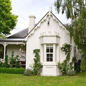 Camellia Cottage Bed And Breakfast Buninyong Exterior photo