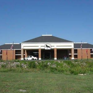 Walking Horse Lodge Lewisburg Exterior photo