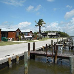 Glades Haven Cozy Cabins Hotel Everglades City Exterior photo