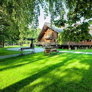 Russkaya Derevnya Hotel Vladimir Exterior photo