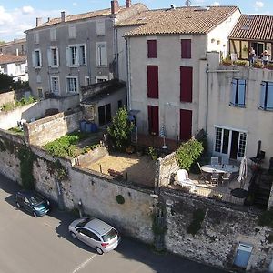 Les Terraces Sur La Dordogne Bed & Breakfast Sainte-Foy-la-Grande Exterior photo