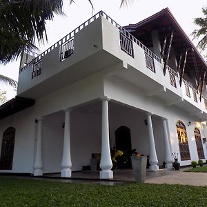Prosperity Villa Negombo Exterior photo