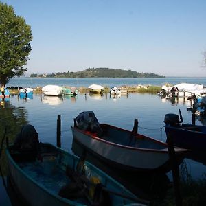 Ali Sul Lago San Feliciano Exterior photo