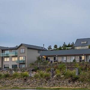 Hotel Lake Brunner Greymouth Exterior photo