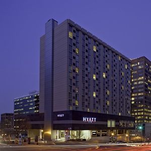 Hyatt Centric Arlington Hotel Exterior photo