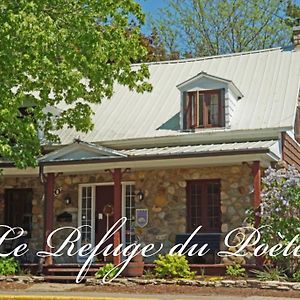 Refuge Du Poete Hotel Longueuil Exterior photo