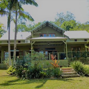 Magnolia Cottage Cooroy Exterior photo