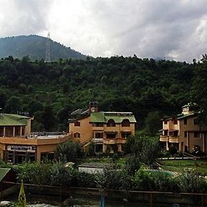 Hilltone Resorts & Spa Manali  Exterior photo