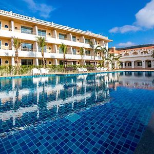 Villa Blanca Hotel & Restaurant Chao Lao Beach Exterior photo