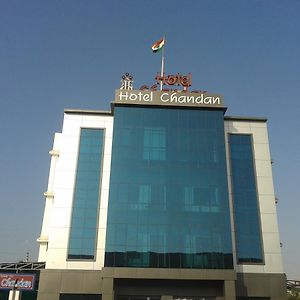 Hotel Chandan Gandhidham Exterior photo