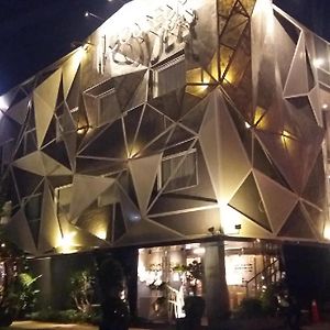 Couleur Hotel Jakarta Exterior photo