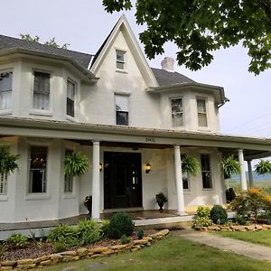 Beaver Creek Inn & Spa Hagerstown Exterior photo