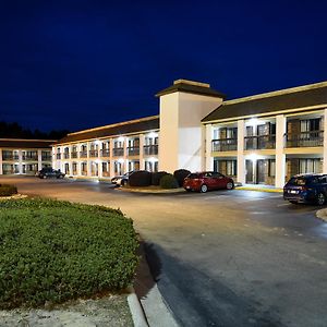 Surestay Plus Hotel By Best Western Fayetteville Exterior photo