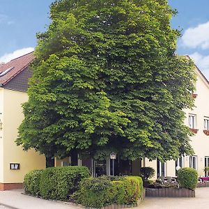 Hotel & Gasthof Zum Lowen Eisenach Exterior photo