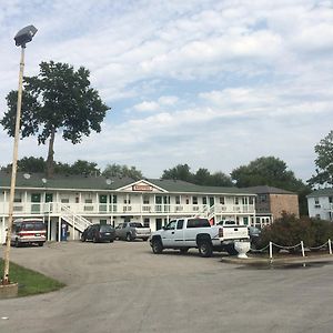 Hoosier Travel Lodge Jeffersonville Exterior photo