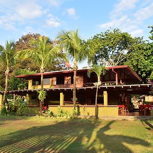 Il Delfino Hotel Pavones  Exterior photo