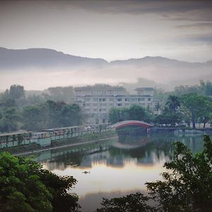 柳營尖山埤 Liuying Jianshanpi Resort Exterior photo
