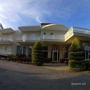 Hotel Akrogiali Korinos Exterior photo