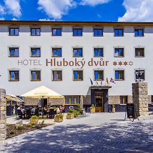 Wellness Hotel Hluboky Dvur Hruba Voda Exterior photo