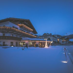 Hotel Schonblick Maranza Exterior photo