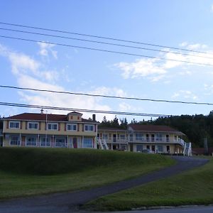 Hotel Motel Bon Accueil Riviere-la-Madeleine Exterior photo