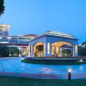 Suzhou Jinji Lake Grand Hotel Exterior photo