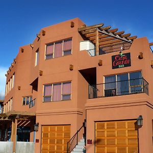 Casa Grande Inn & Suites Penticton Exterior photo