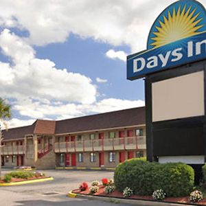 Days Inn Chesapeake/Virginia Beach Norfolk Exterior photo