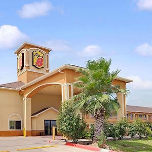 Super 8 By Wyndham Houston North I-45 Hotel Exterior photo