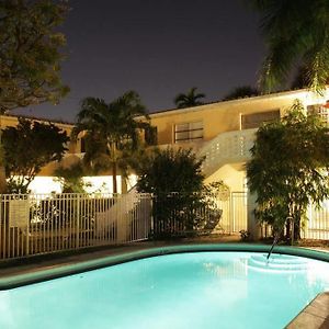 Eastward Strand Lauderdale-by-the-Sea Facilities photo