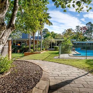 Spacious Hideaway Retreat, Brookfield, Brisbane Exterior photo