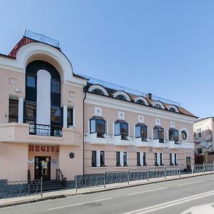 Regina Na Universitetskoy Kazan Exterior photo