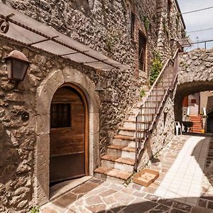 B&B Milleunapietra Romantic Guest House Castelnuovo Parano Exterior photo