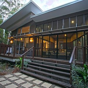 The Sanctuary Villa Noosa North Shore Exterior photo