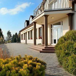 Hotel Brada Jicin Exterior photo