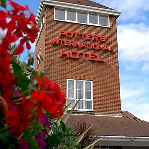 Potters International Hotel Aldershot Exterior photo