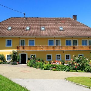 Ferienhof Am Landsberg Hotel Obergrunburg Exterior photo