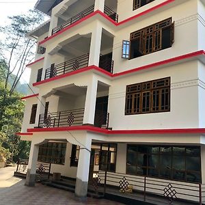 Dream Villa Retreat, Pelling Exterior photo