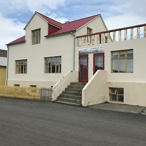 Steinhusith Hotel Holmavik Exterior photo