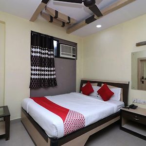 Oyo 37741 Live In Service Apartment Kolkata Exterior photo