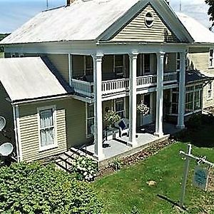 The Willow Tree Inn B&B Cooperstown Exterior photo